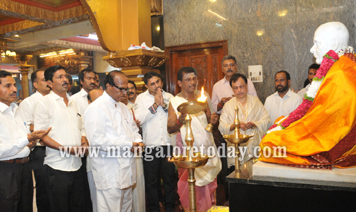Congress candidate Janardhana Poojary files nomination